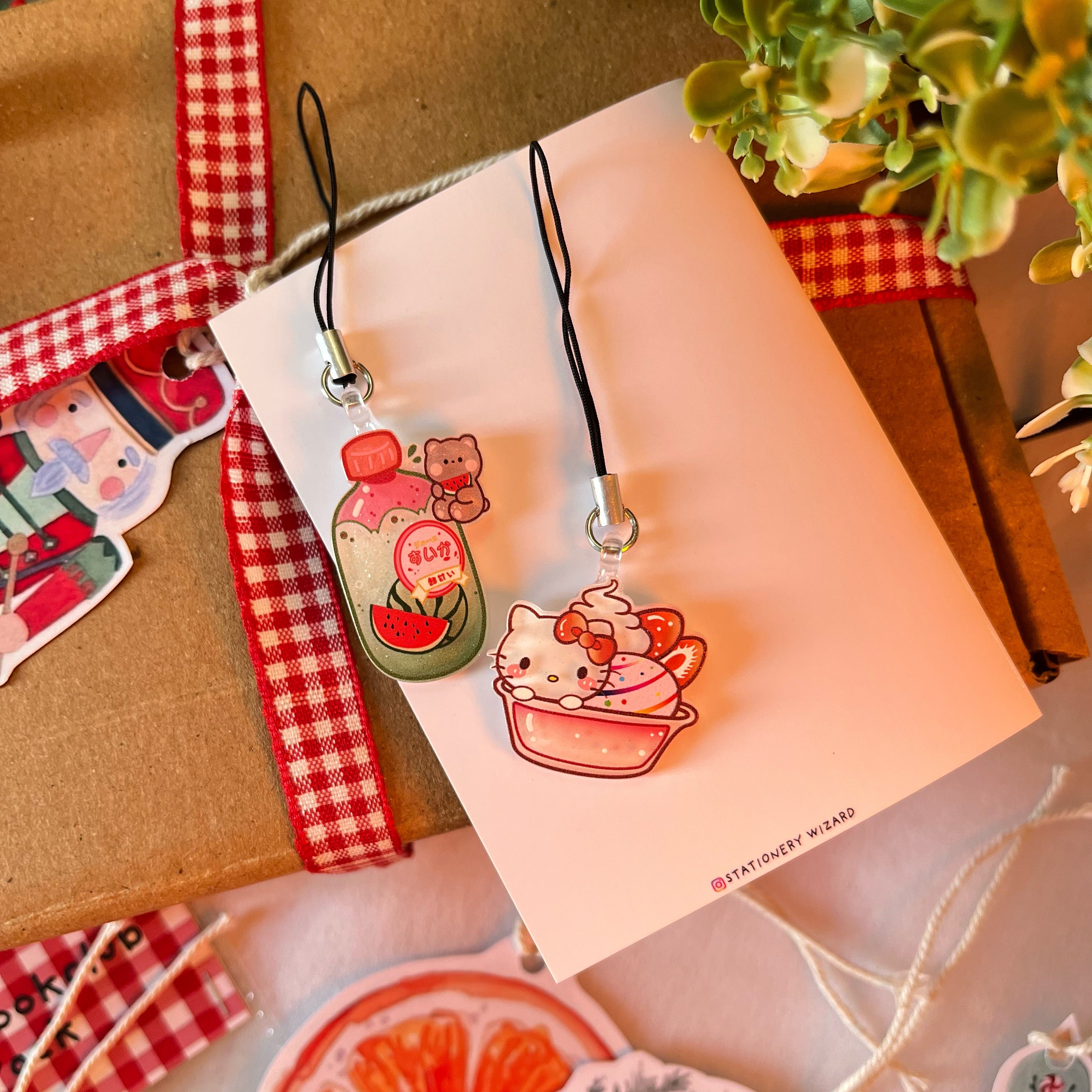 HK phone charm