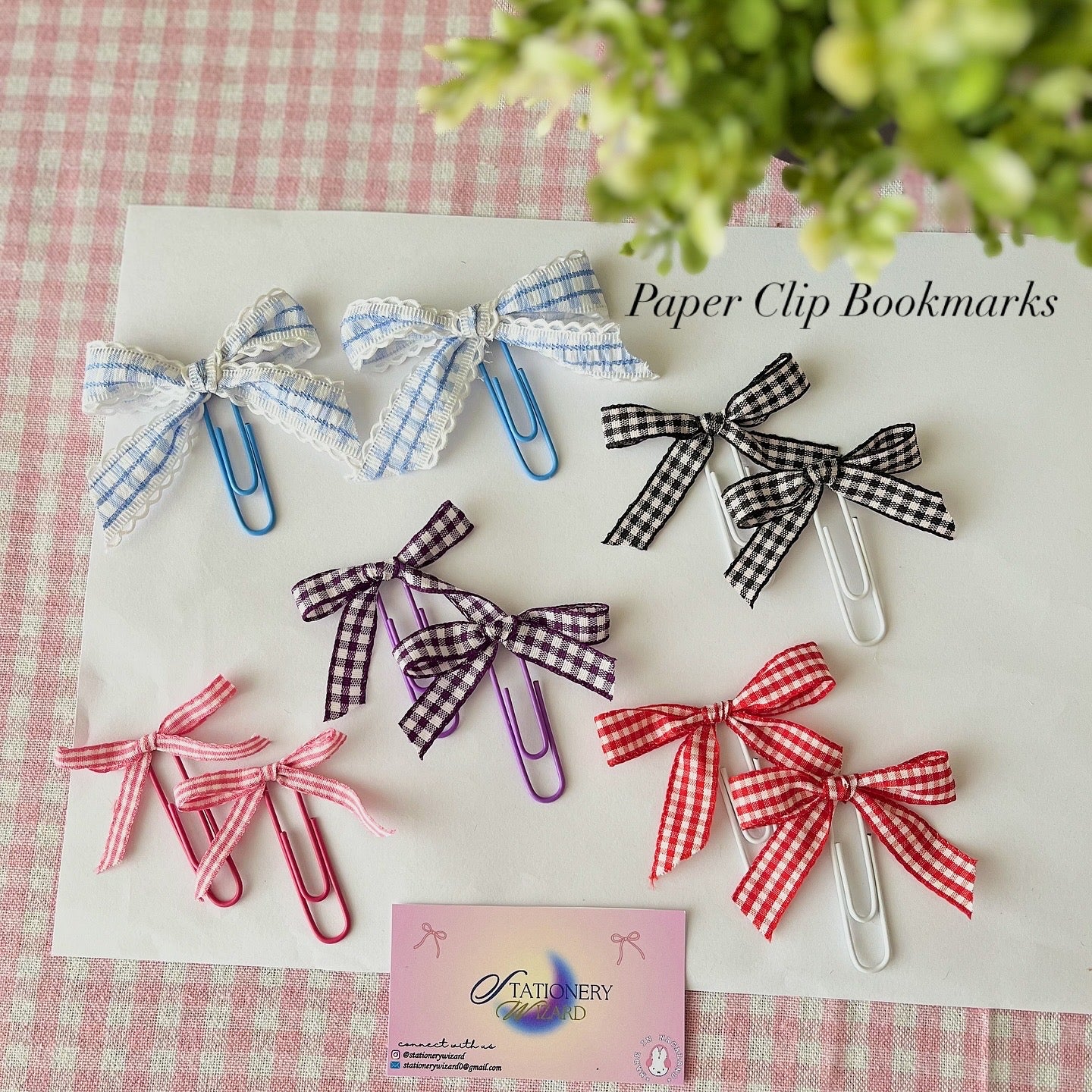 Paper clip bookmarks