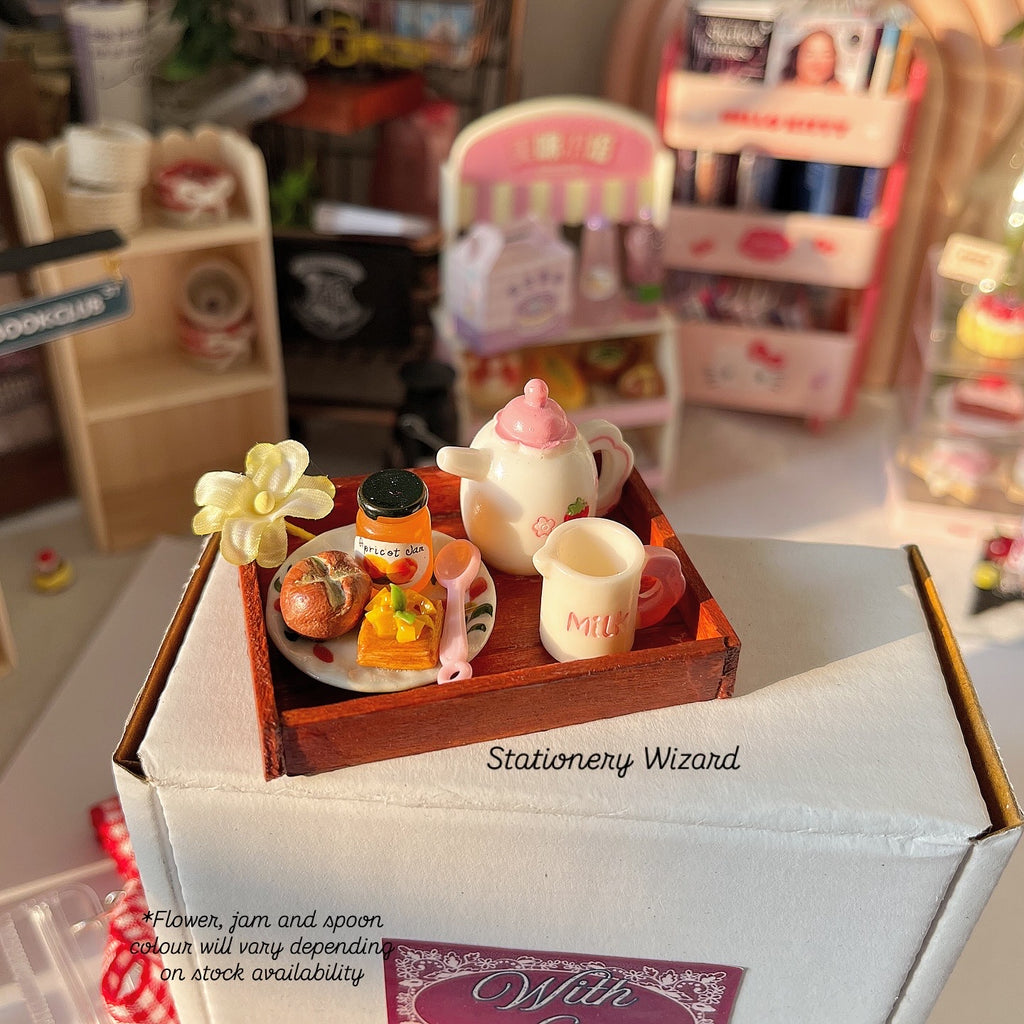 Afternoon Tea Spread Keychain ☕️🫖🧺