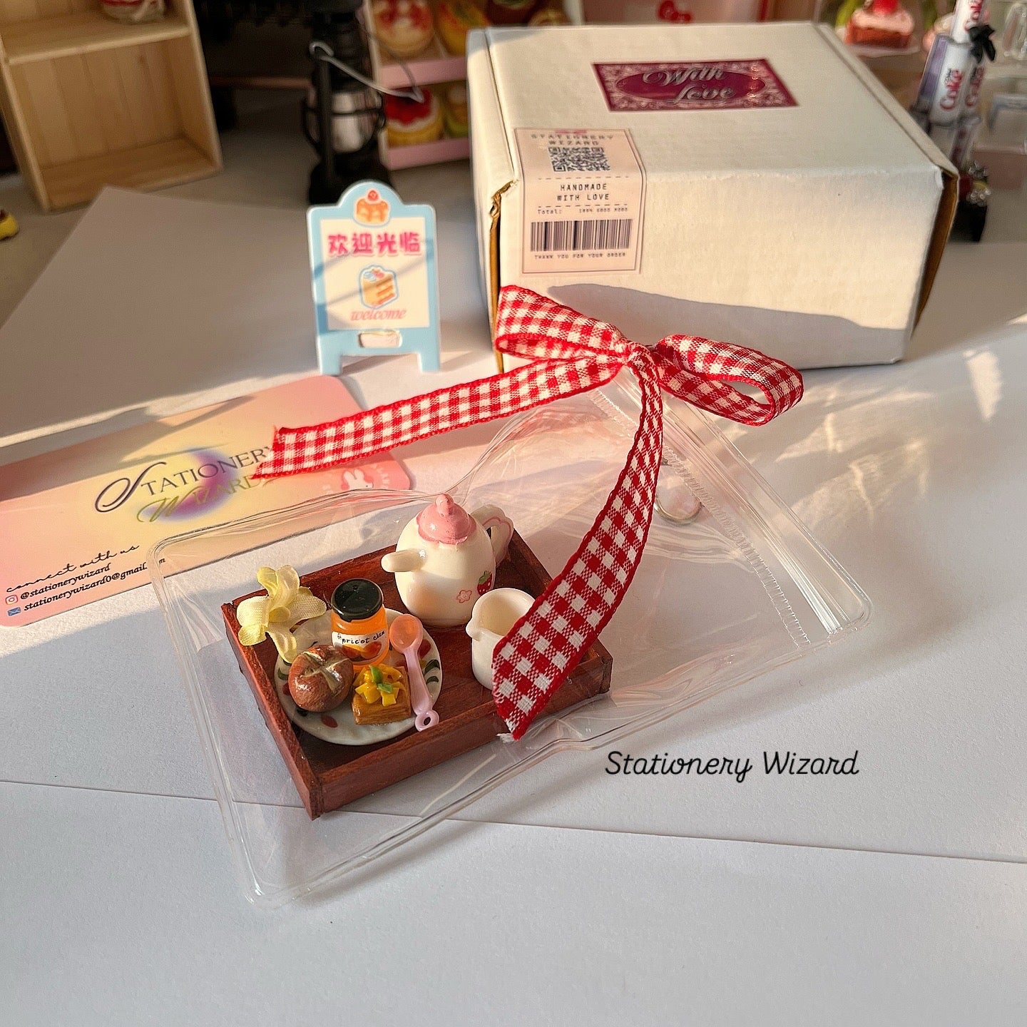 Afternoon Tea Spread Keychain ☕️🫖🧺